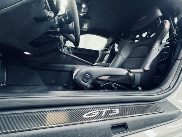 2021 PORSCHE 911 GT3 - Image 14