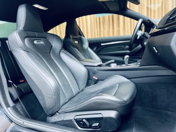 2015 BMW Serie 4 M4 - Image 10
