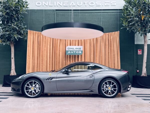 2011 FERRARI California 4.3 V8 4 plazas - Image 5