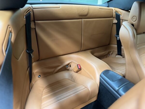 2011 FERRARI California 4.3 V8 4 plazas - Image 15