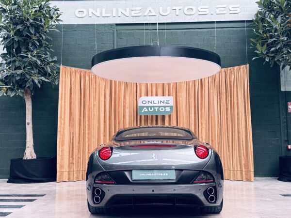 2011 FERRARI California 4.3 V8 4 plazas - Image 8