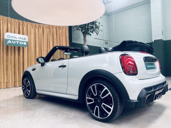 2021 MINI MINI John Cooper Works Cabrio - Imagen 8