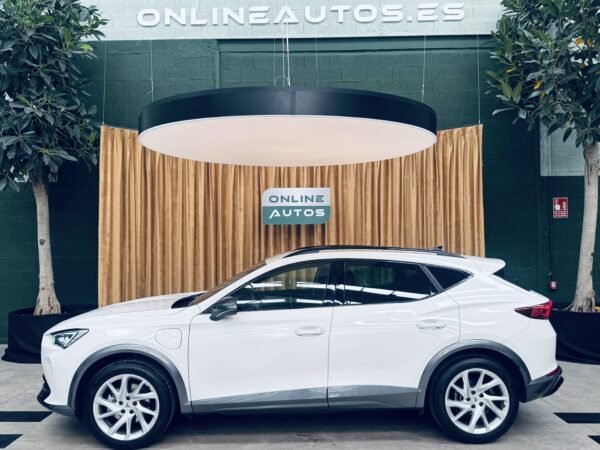 2023 CUPRA Formentor 1.4 eHybrid 150kW 204 CV DSG - Image 5