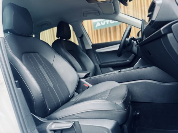 2023 CUPRA Formentor 1.4 eHybrid 150kW 204 CV DSG - Image 11