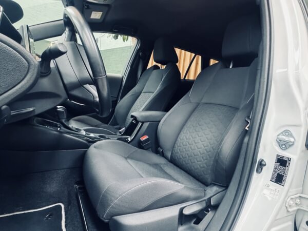 2022 TOYOTA Corolla 1.8 125H ACTIVE TECH ECVT TOU SPORT - Image 11