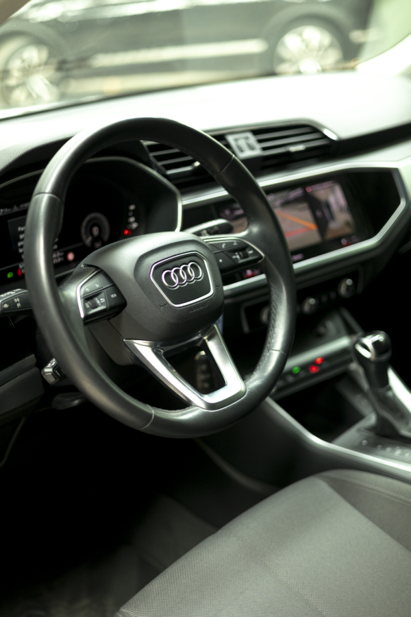 2021 AUDI Q3 45 TFSI e 180kW S tronic S Line - Imagen 9
