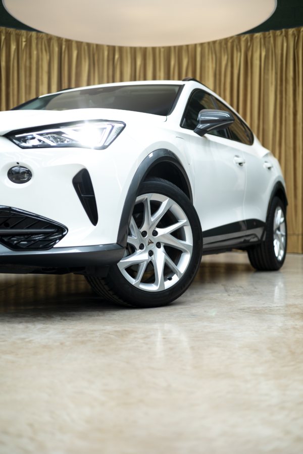 2023 CUPRA Formentor 1.4 eHybrid 150kW 204 CV DSG - Image 3