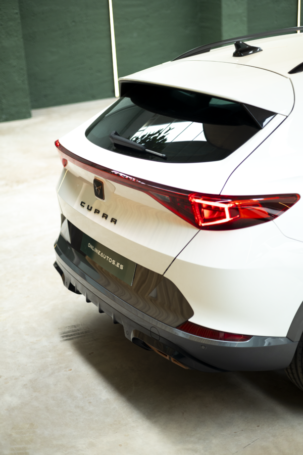 2023 CUPRA Formentor 1.4 eHybrid 150kW 204 CV DSG - Image 6