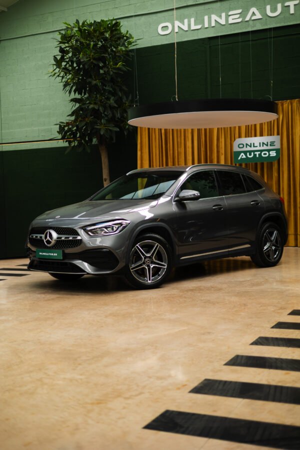 2023 MERCEDES-BENZ GLA GLA 250e - Imagen 10