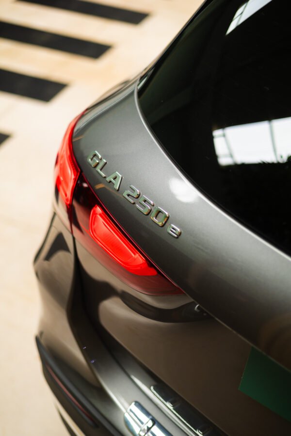 2023 MERCEDES-BENZ GLA GLA 250e - Imagen 8