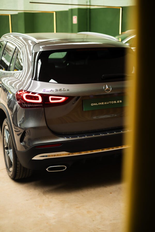 2023 MERCEDES-BENZ GLA GLA 250e - Imagen 7
