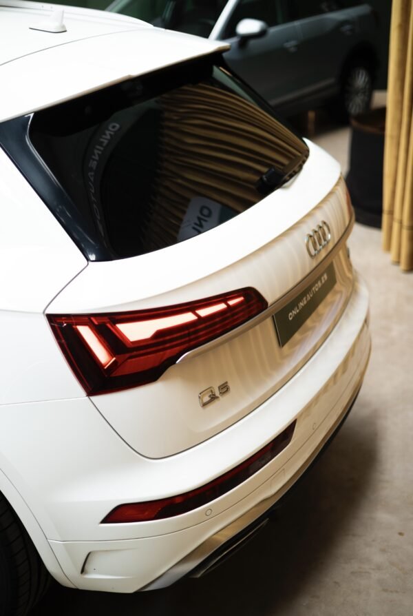 2021 AUDI Q5 S Line 50 TFSI e quattroultra - Imagen 5