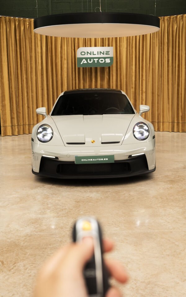 2021 PORSCHE 911 GT3 - Image 4