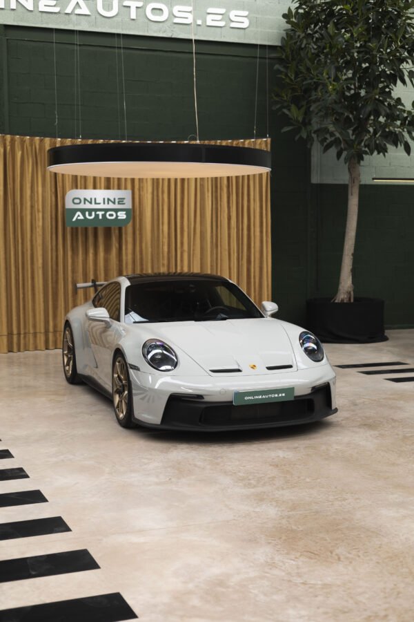 2021 PORSCHE 911 GT3 - Image 2