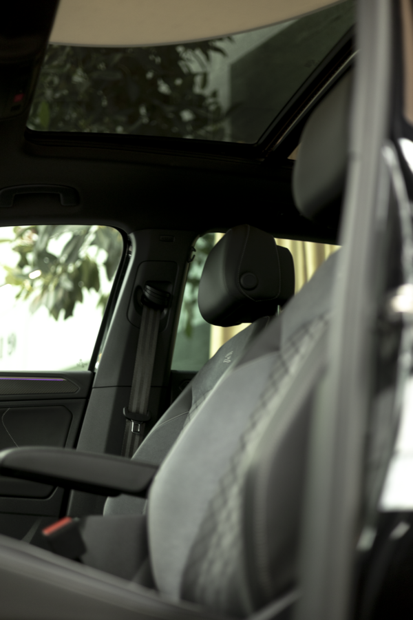 2023 VOLKSWAGEN Tiguan RLine 1.4 TSI eHybrid 180kW 245CV DSG - Image 16