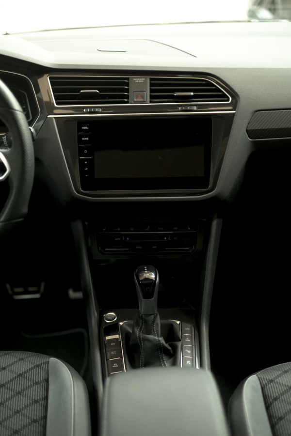 2023 VOLKSWAGEN Tiguan RLine 1.4 TSI eHybrid 180kW 245CV DSG - Image 20