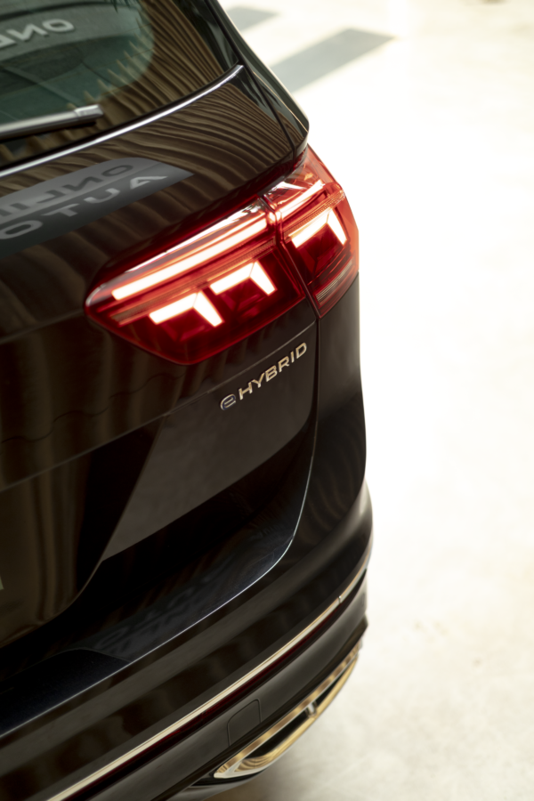 2023 VOLKSWAGEN Tiguan RLine 1.4 TSI eHybrid 180kW 245CV DSG - Image 7