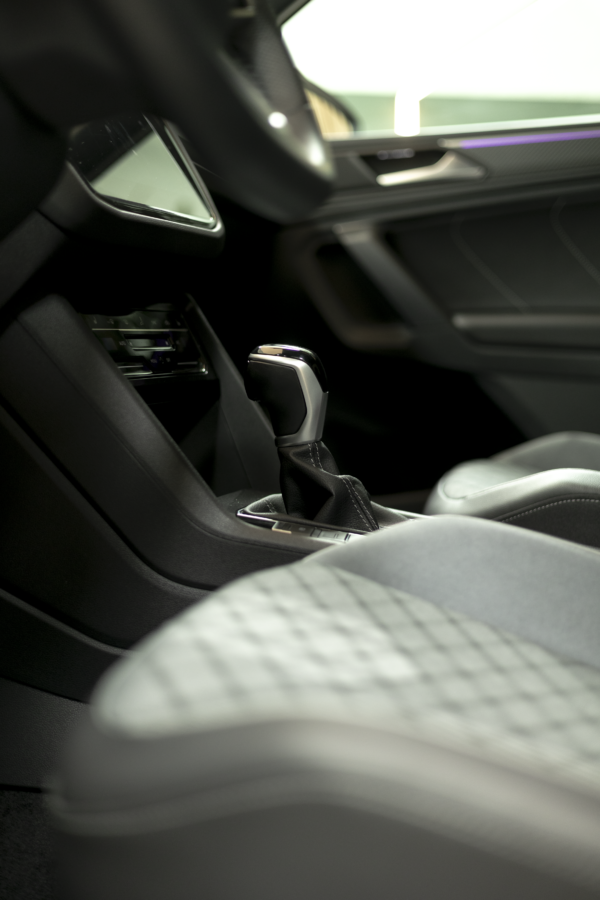 2023 VOLKSWAGEN Tiguan RLine 1.4 TSI eHybrid 180kW 245CV DSG - Image 13