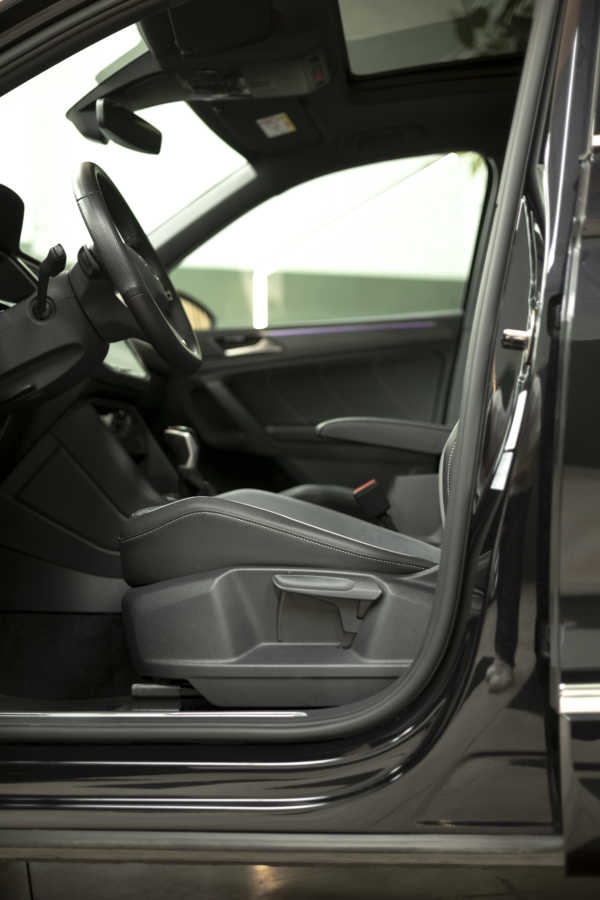 2023 VOLKSWAGEN Tiguan RLine 1.4 TSI eHybrid 180kW 245CV DSG - Image 17