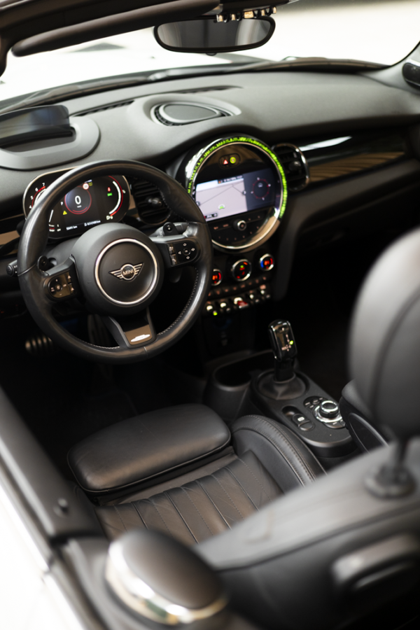 2021 MINI MINI John Cooper Works Cabrio - Imagen 23