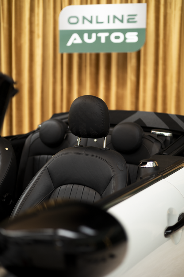 2021 MINI MINI John Cooper Works Cabrio - Imagen 20