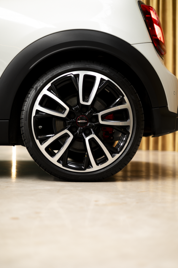 2021 MINI MINI John Cooper Works Cabrio - Imagen 9
