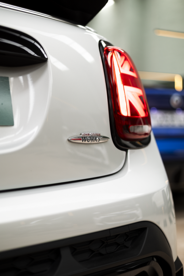 2021 MINI MINI John Cooper Works Cabrio - Imagen 3