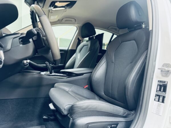 2021 BMW Serie 5 520IA - Imagen 6