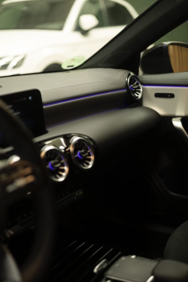 2023 MERCEDES-BENZ CLA CLA 200 D DCT Shooting Brake - Imagen 16