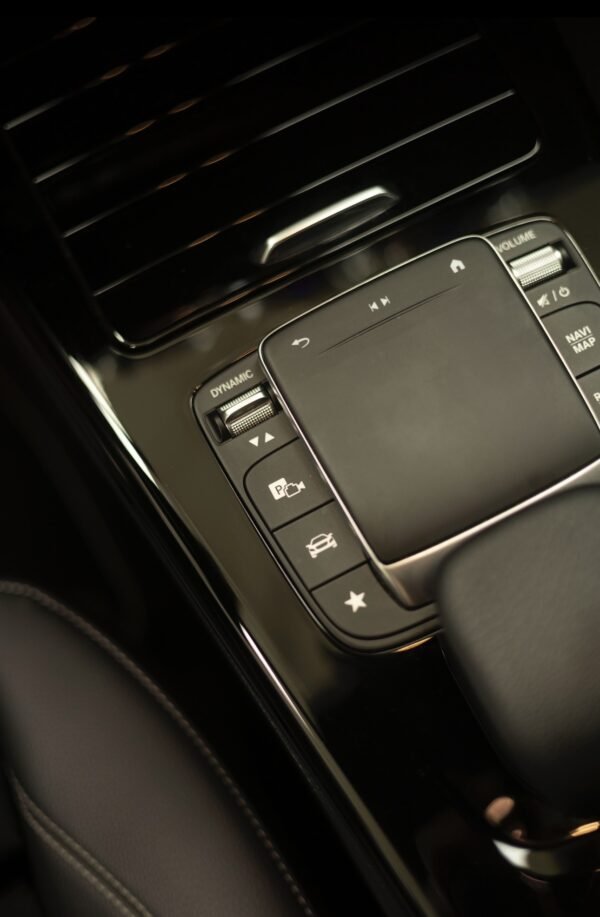 2023 MERCEDES-BENZ CLA CLA 200 D DCT Shooting Brake - Imagen 29