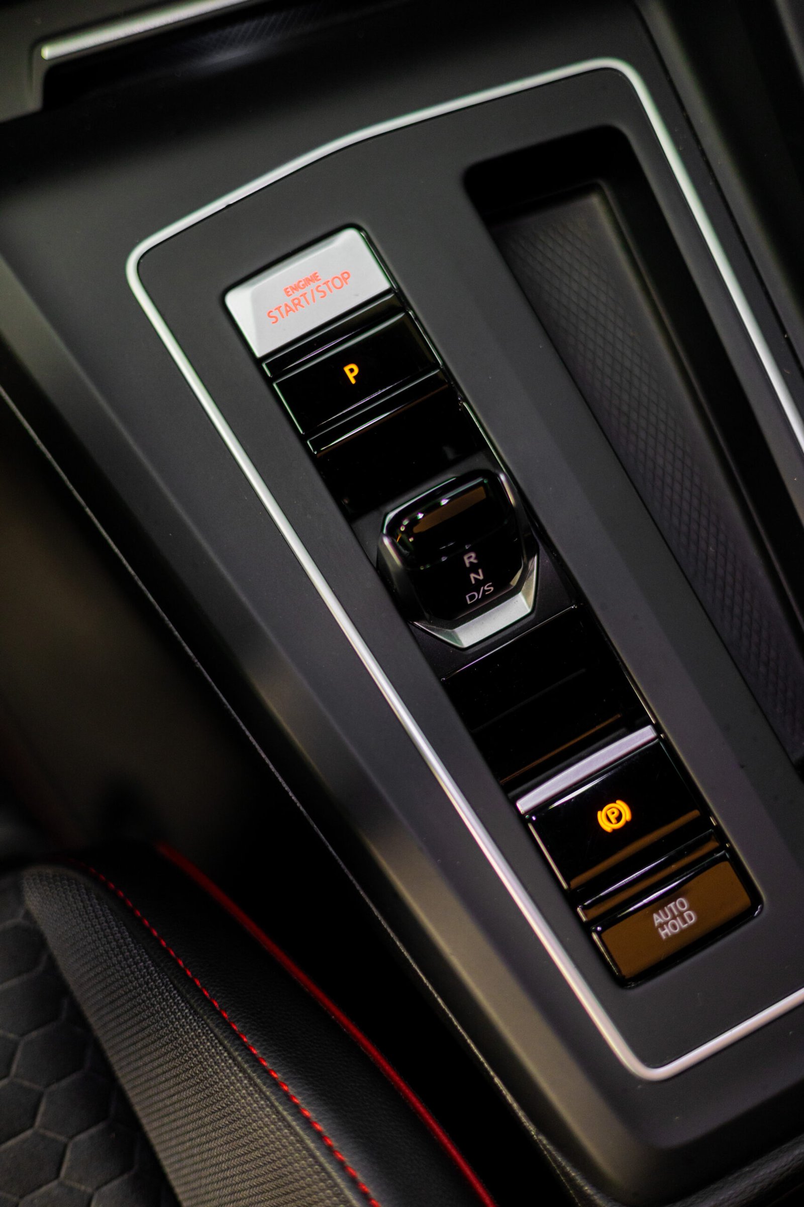 2021 VOLKSWAGEN Golf GTI Clubsport 2.0 TSI 221kW 300CV DSG - Image 9