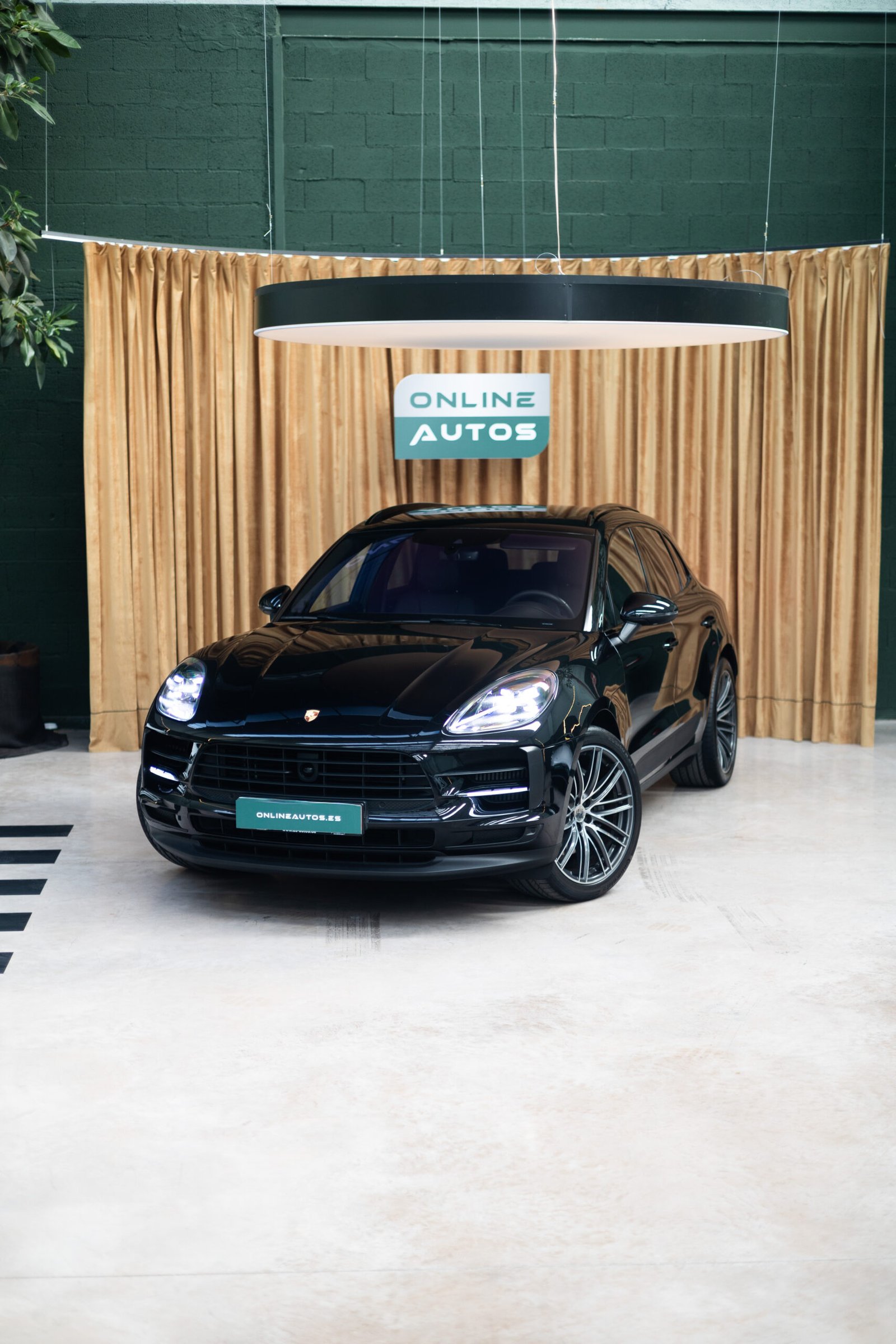 2019 PORSCHE Macan S