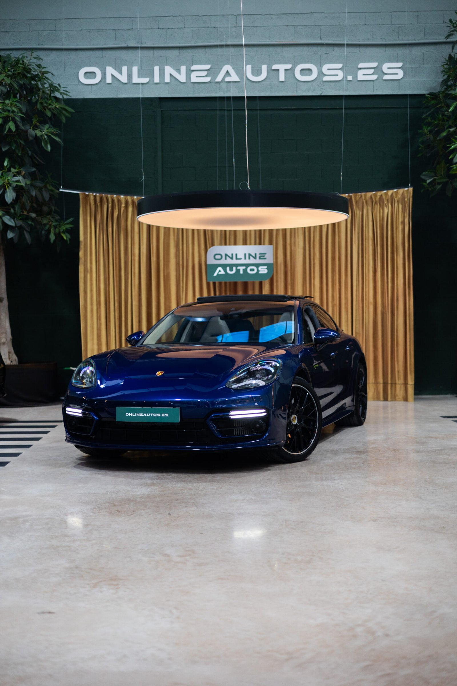 2021 PORSCHE Panamera 4 EHybrid Executive