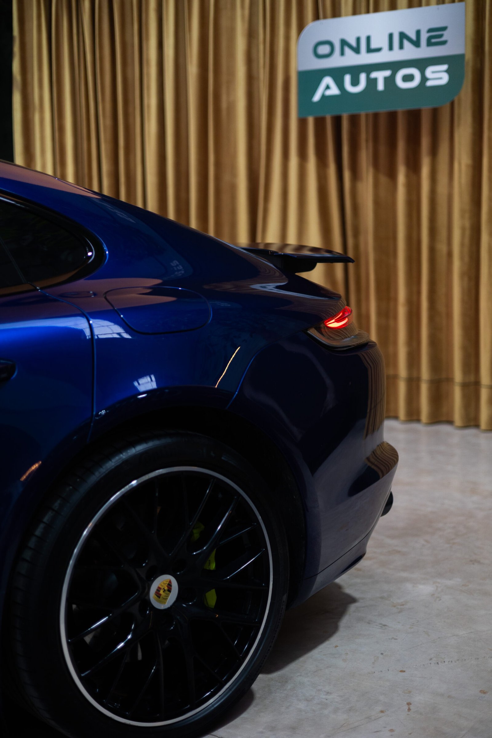 2021 PORSCHE Panamera 4 EHybrid Executive - Image 8