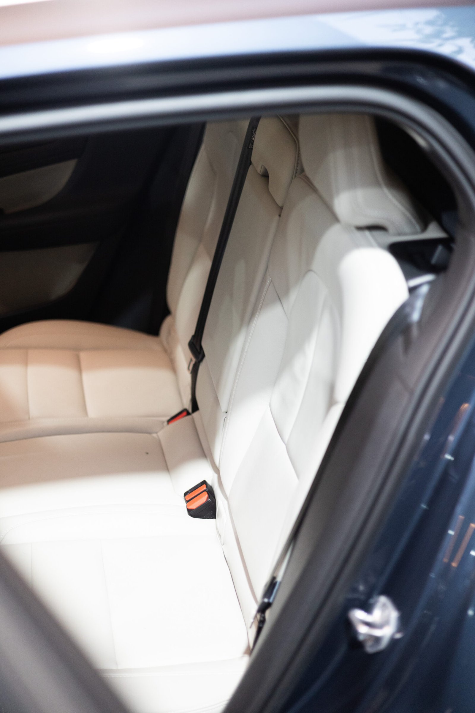 (RESERVADO)2020 VOLVO XC40 1.5 T3 Inscription Auto - Image 11