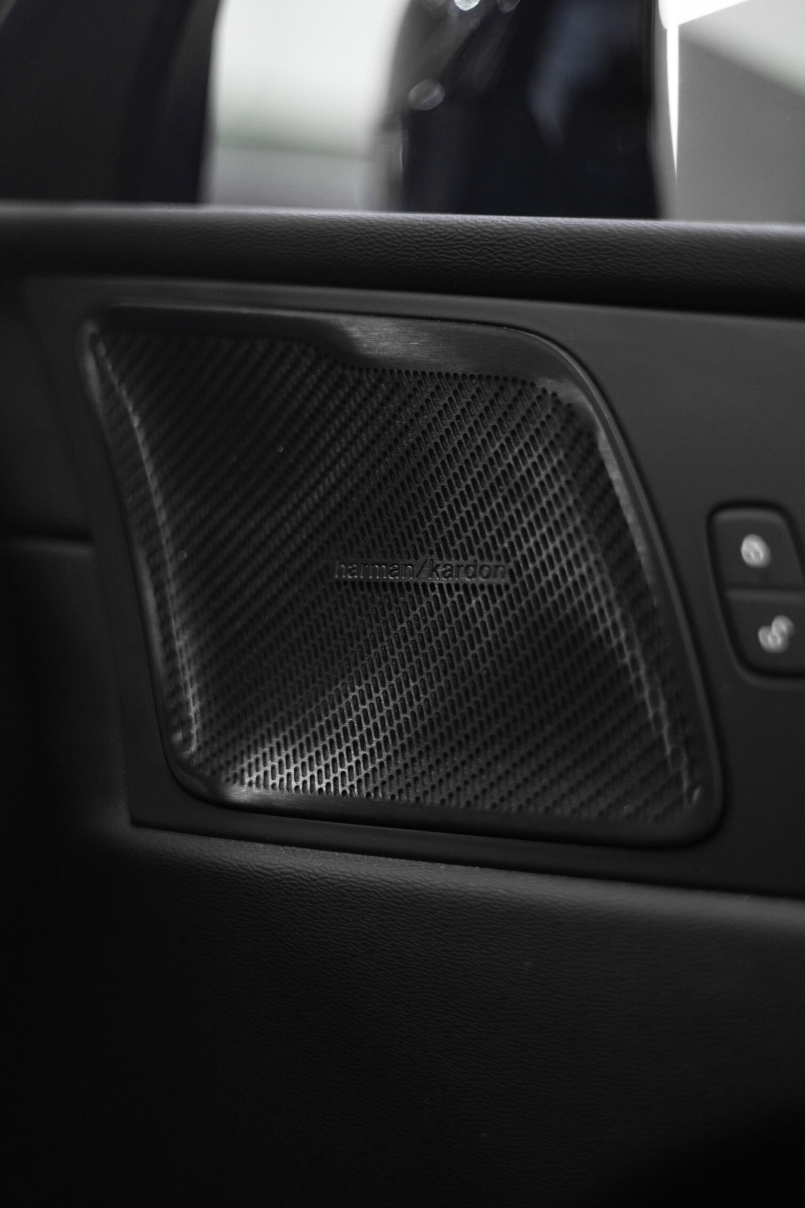 2019 VOLVO XC60 2.0 B4 D AWD RDesign Auto - Image 20