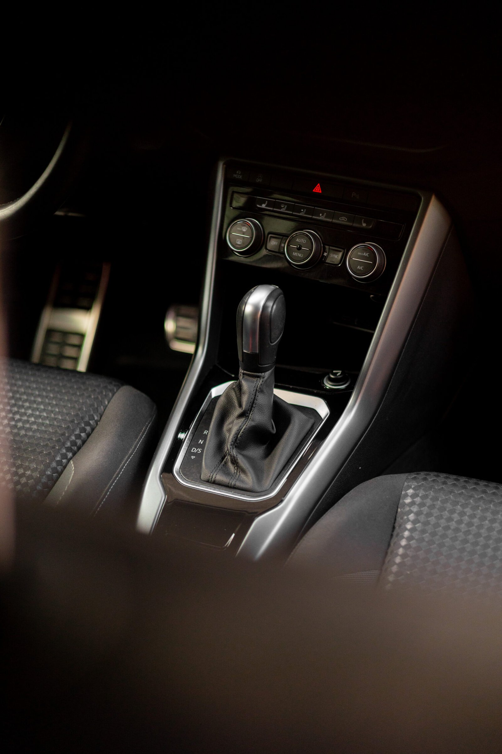 2022 VOLKSWAGEN T-Roc Advance 2.0 TDI 110kW 150CV DSG - Imagen 16